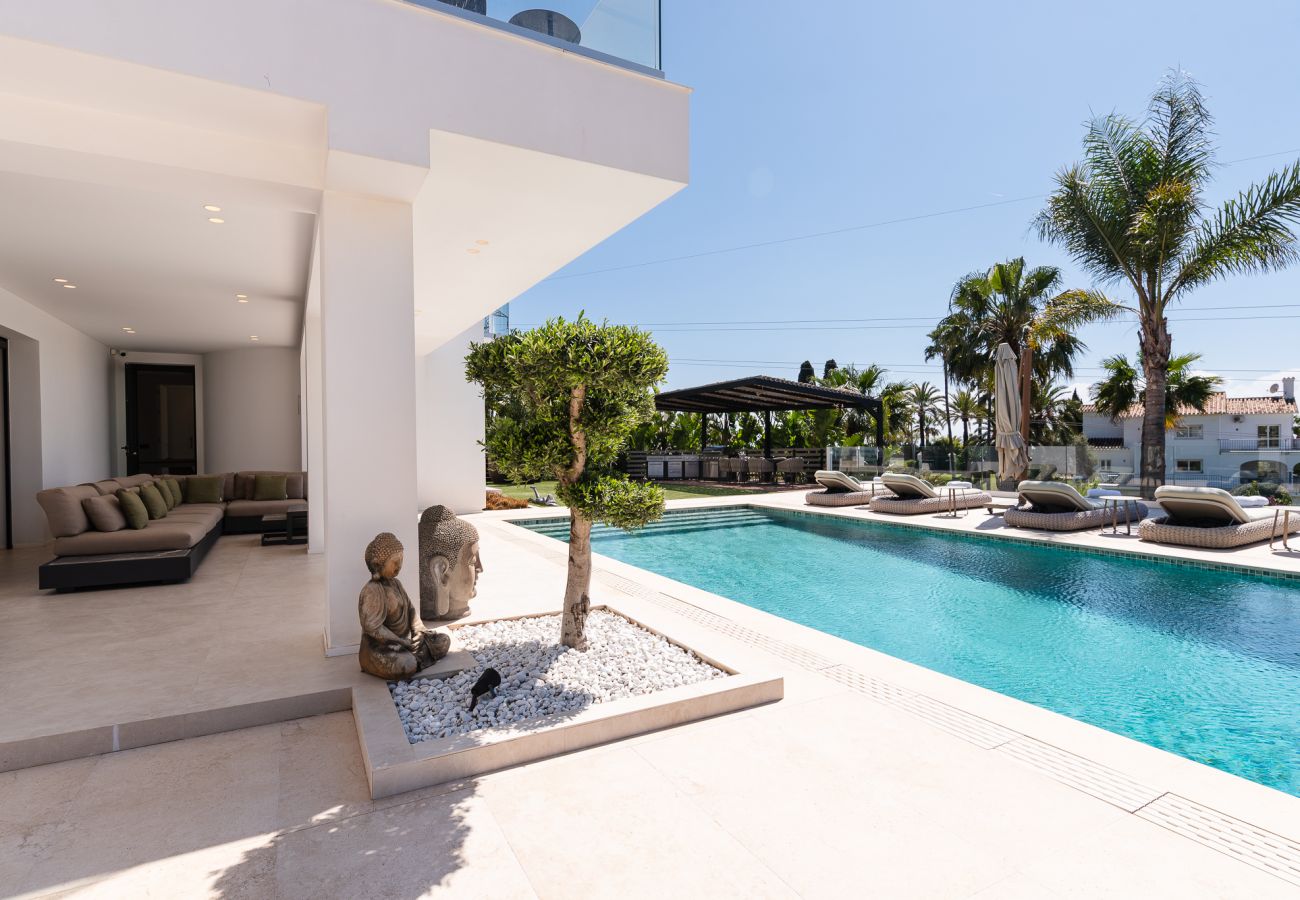 Villa in Marbella - Luxury villa | private heated pool* &  jacuzzi