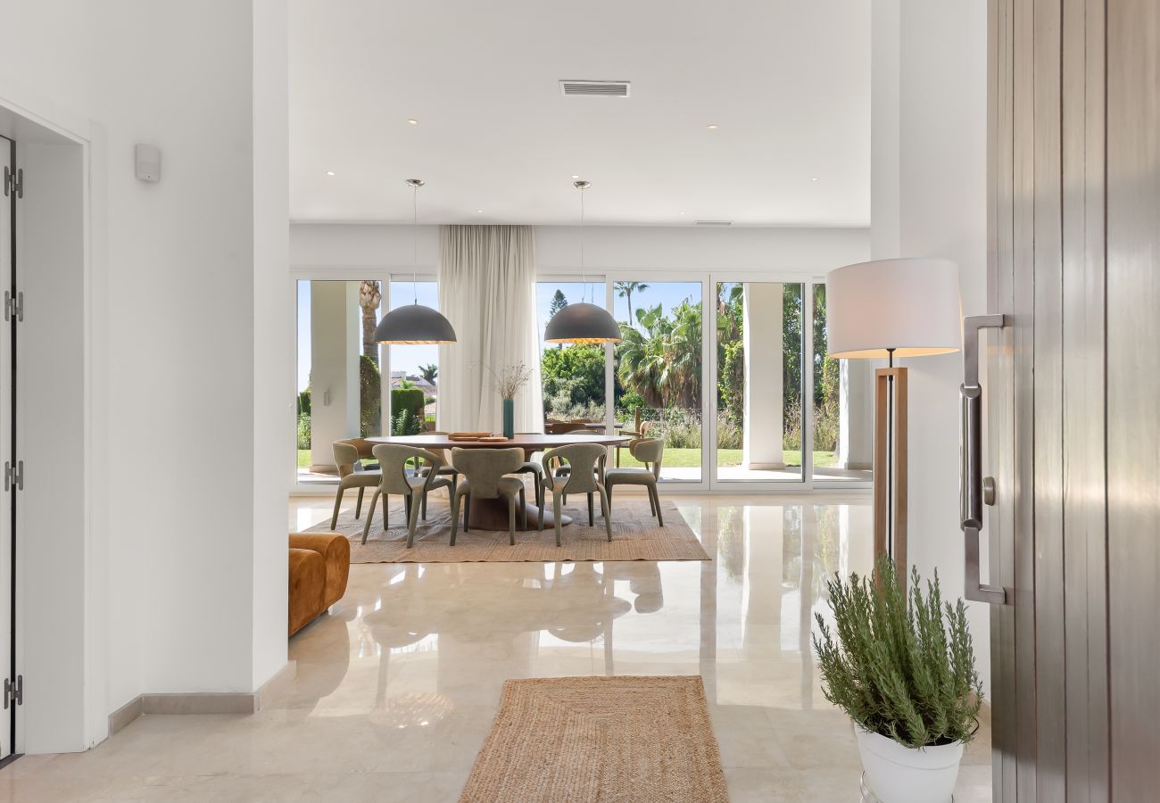 Villa in Marbella - BREATHTAKING VIEWS FROM VILLA NEAR BEACH - HEATED POOL