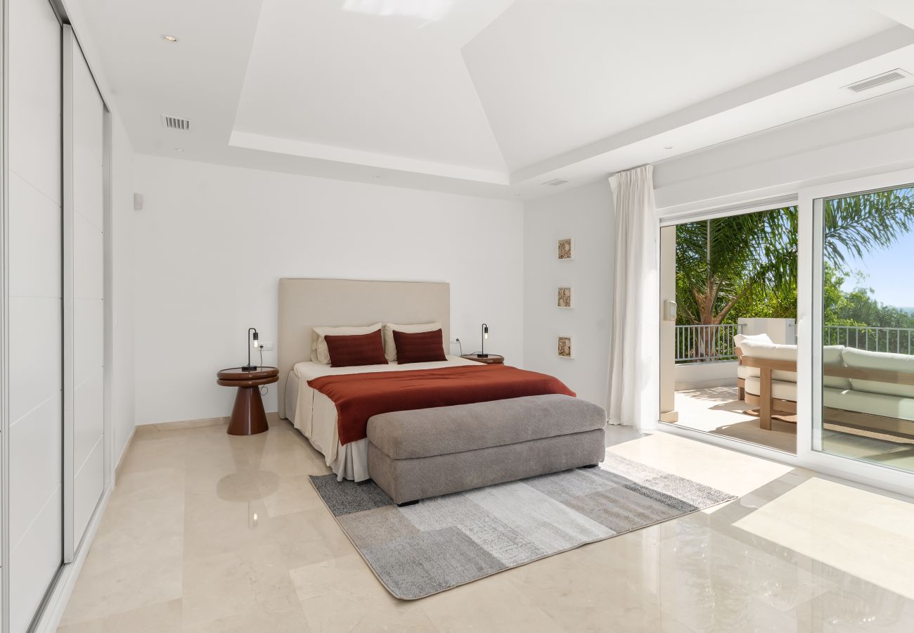 Villa in Marbella - BREATHTAKING VIEWS FROM VILLA NEAR BEACH - HEATED POOL