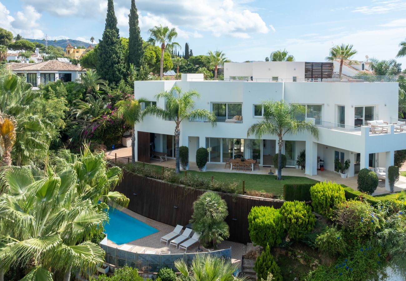 Villa in Marbella - BREATHTAKING VIEWS FROM VILLA NEAR BEACH - HEATED POOL