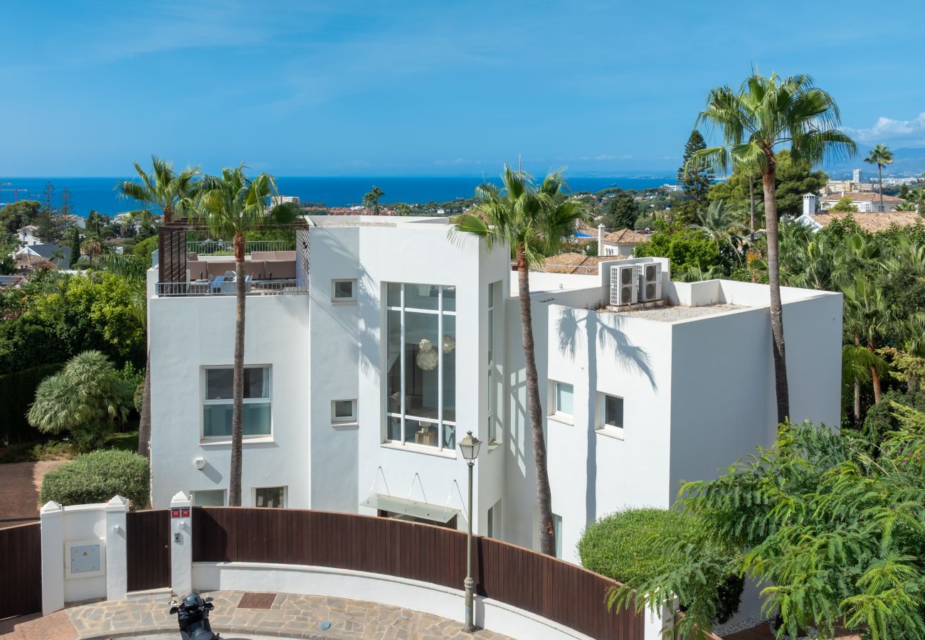 Villa in Marbella - BREATHTAKING VIEWS FROM VILLA NEAR BEACH - HEATED POOL