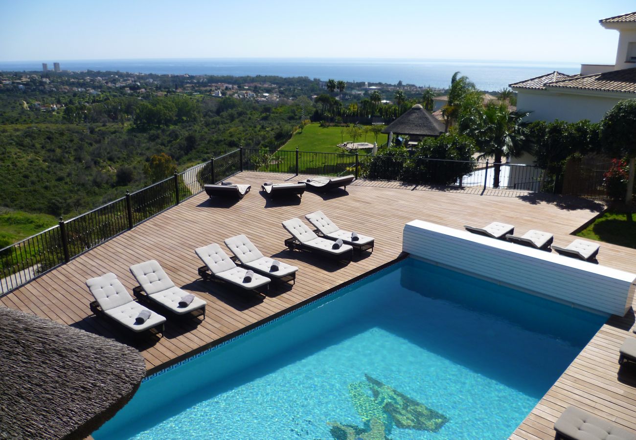Villa in Marbella - 30851