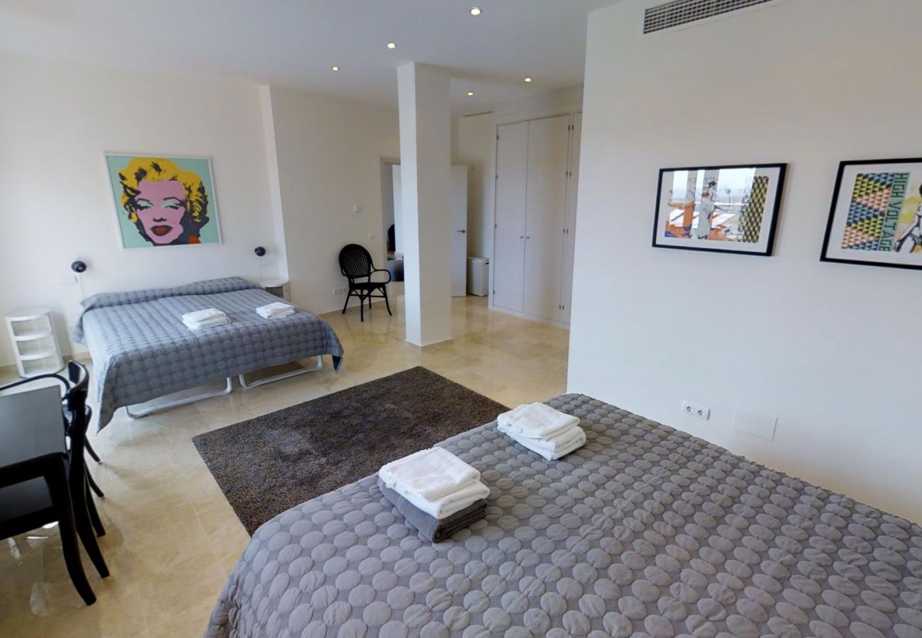 Villa in Marbella - 30851