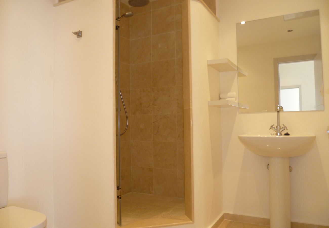Villa in Marbella - 30851