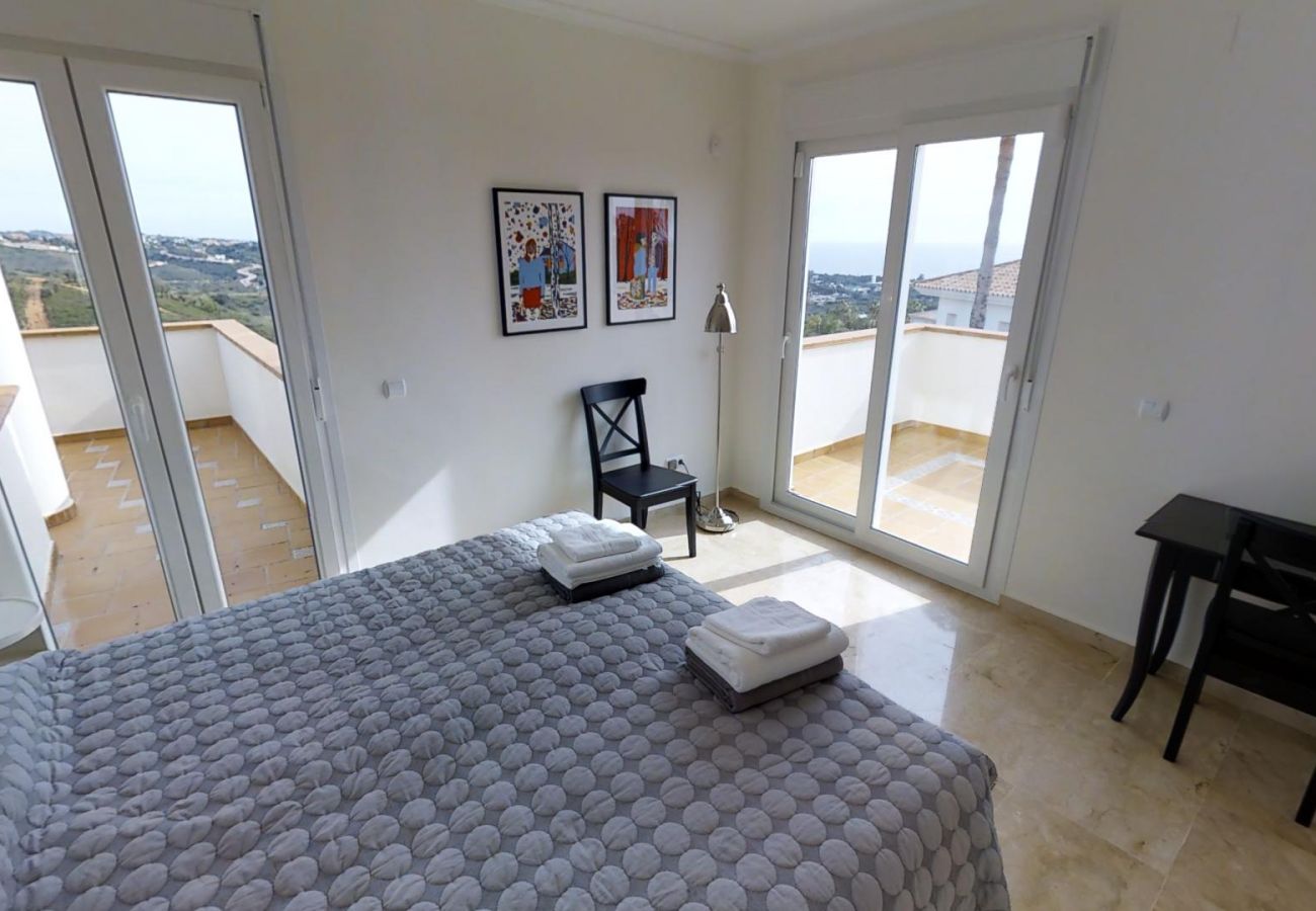 Villa in Marbella - 30851