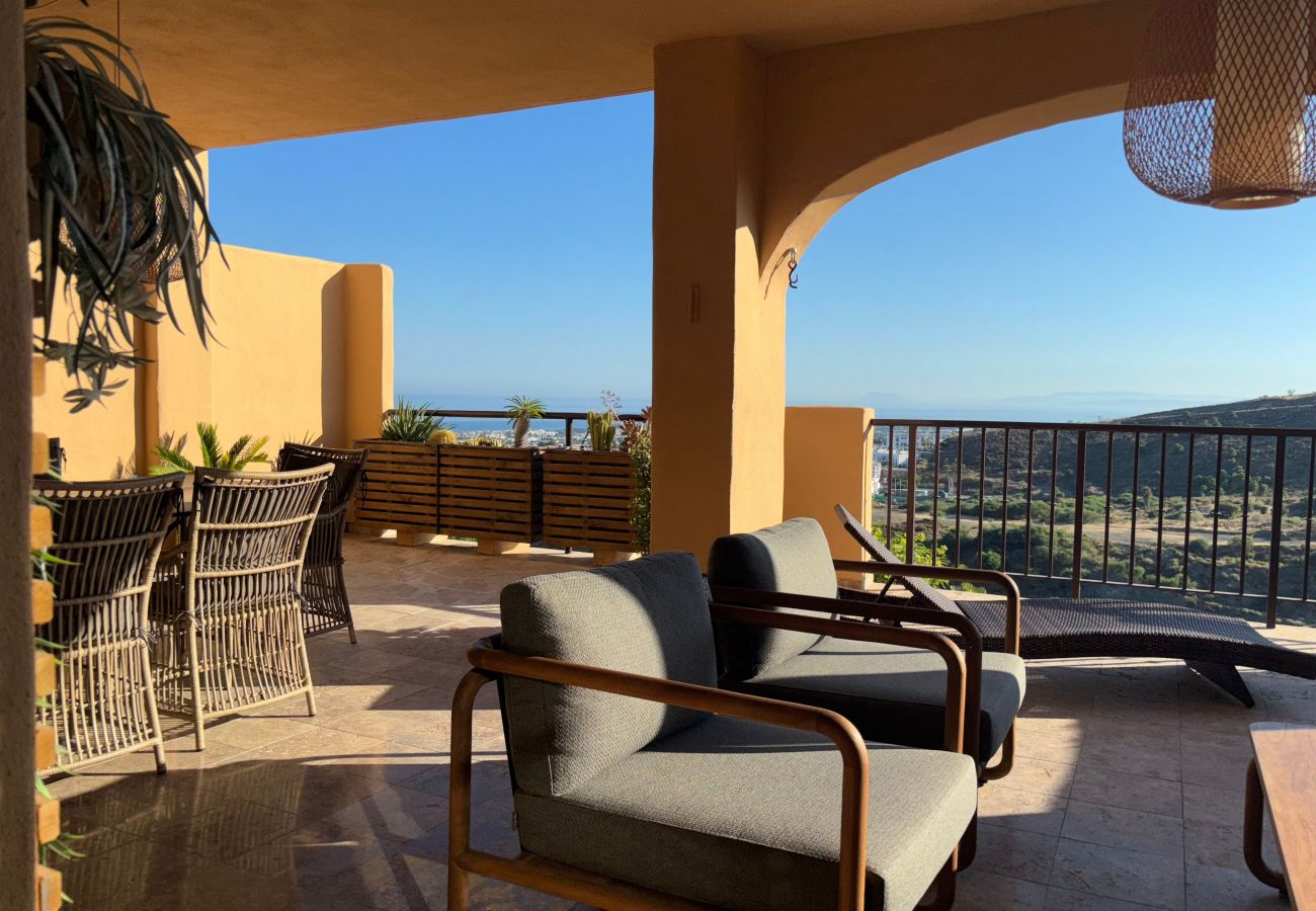 Apartment in Benahavís - 7508