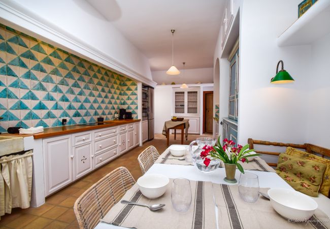 Villa in Marbella - 20000 - GREAT VILLA  IN COLONIAL STYLE Villa in Marbella - 20000 - GREAT VILLA  IN COLONIAL STYLE