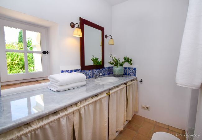 Villa in Marbella - 20000 - GREAT VILLA  IN COLONIAL STYLE Villa in Marbella - 20000 - GREAT VILLA  IN COLONIAL STYLE