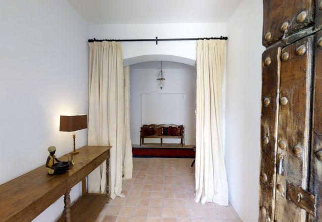 Villa in Marbella - 20000 - GREAT VILLA  IN COLONIAL STYLE Villa in Marbella - 20000 - GREAT VILLA  IN COLONIAL STYLE