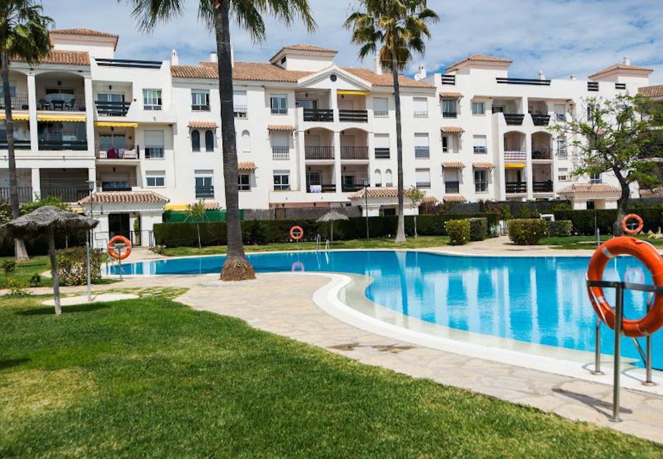 Apartment in San Pedro de Alcántara - 27683