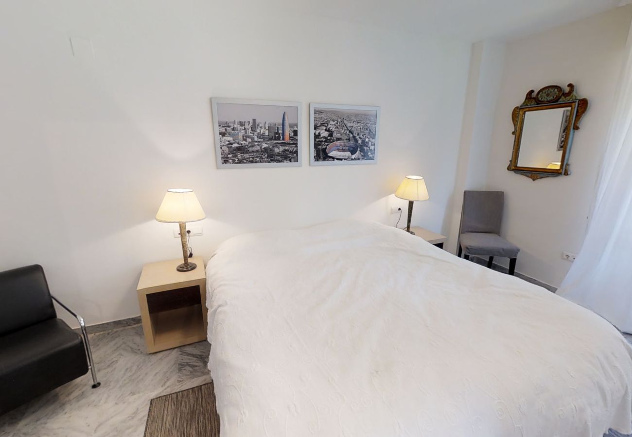 Apartment in San Pedro de Alcántara - 27683