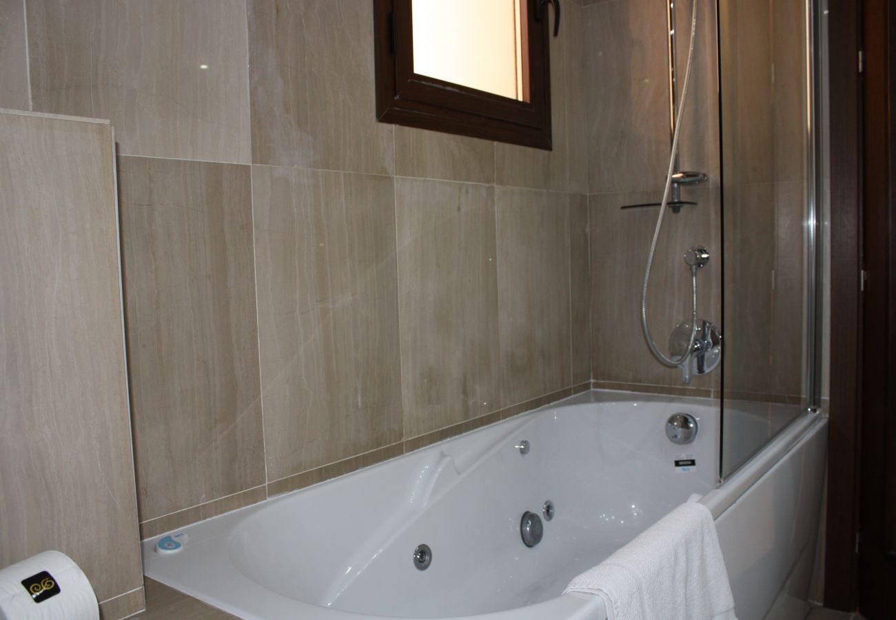 Apartment in Estepona - 124