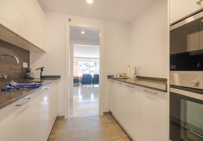 Apartment in Estepona - 11226 -Modern beach side duplex penthouse. Apartment in Estepona - 11226 -Modern beach side duplex penthouse.