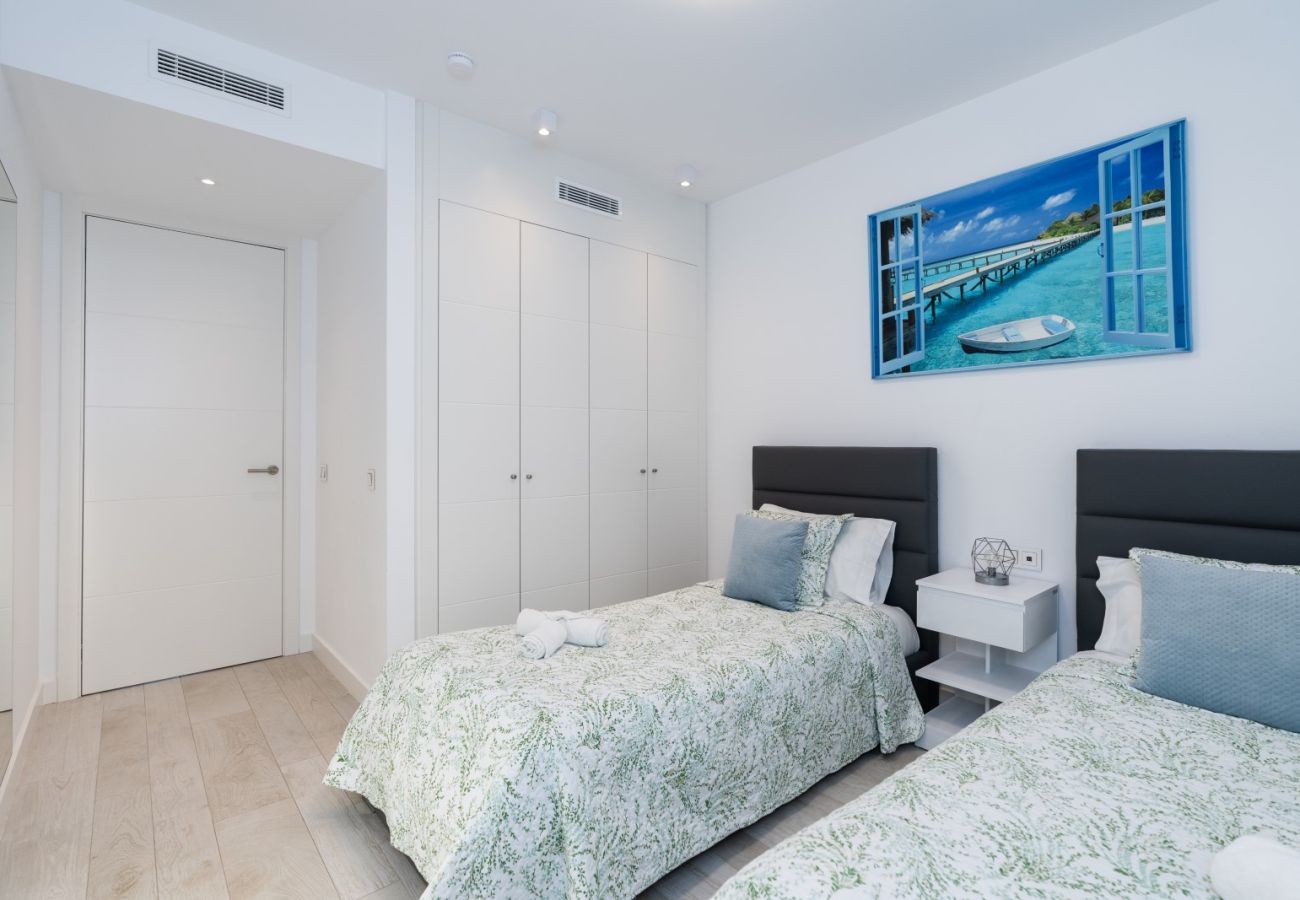 Apartment in Casares - AL-1604