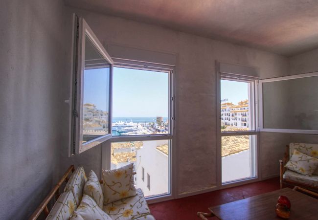 Apartment in Marbella - 1079 Stunning Puerto Banus Apartment with Marina Views Apartment in Marbella - 1079 Stunning Puerto Banus Apartment with Marina Views
