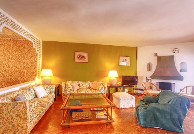 Apartment in Marbella - 1079 Stunning Puerto Banus Apartment with Marina Views Apartment in Marbella - 1079 Stunning Puerto Banus Apartment with Marina Views