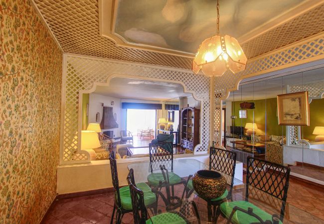 Apartment in Marbella - 1079 Stunning Puerto Banus Apartment with Marina Views Apartment in Marbella - 1079 Stunning Puerto Banus Apartment with Marina Views