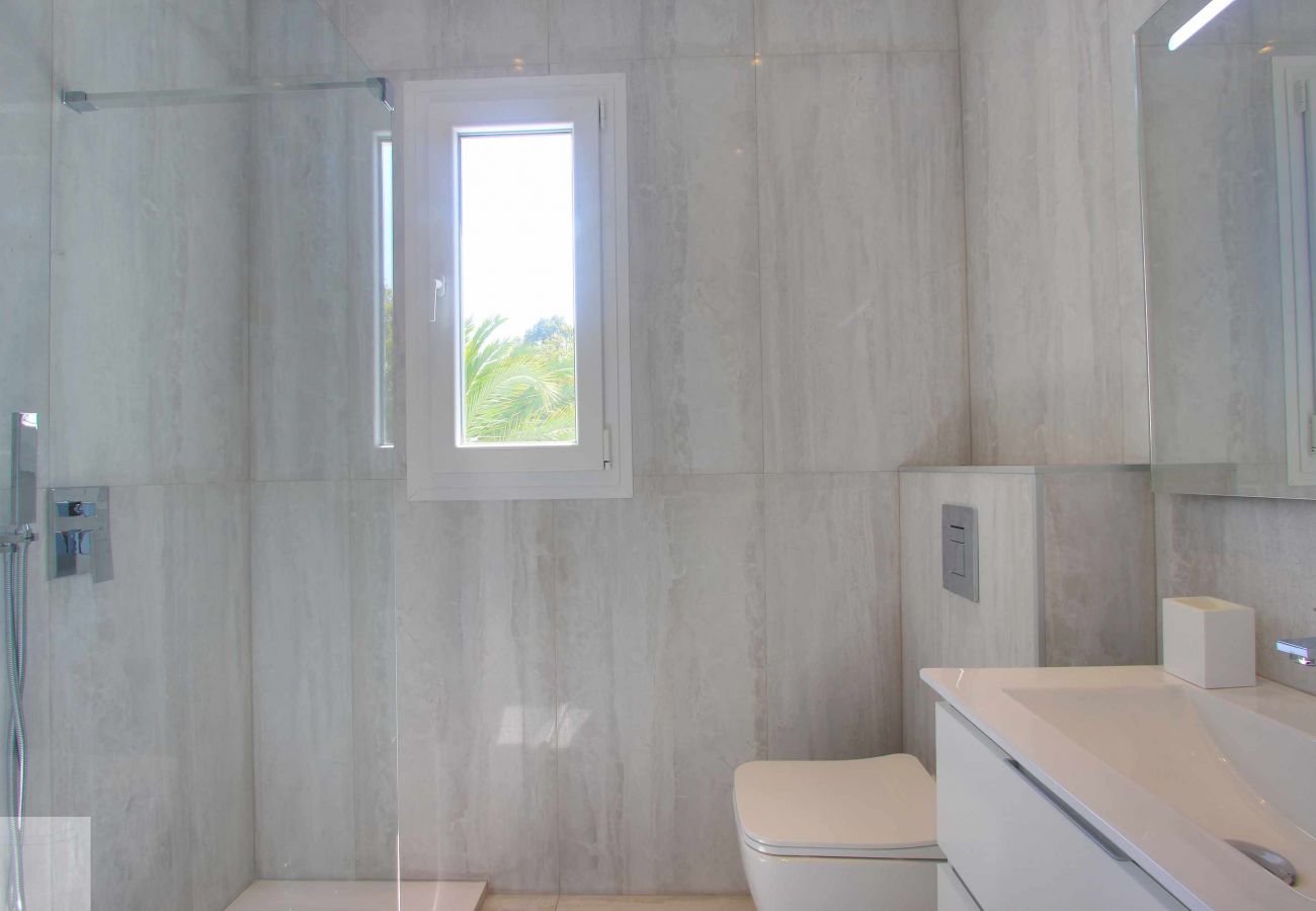 Apartment in Marbella - 1108 Luxurious Golden Beach Apartments with Stunning Views