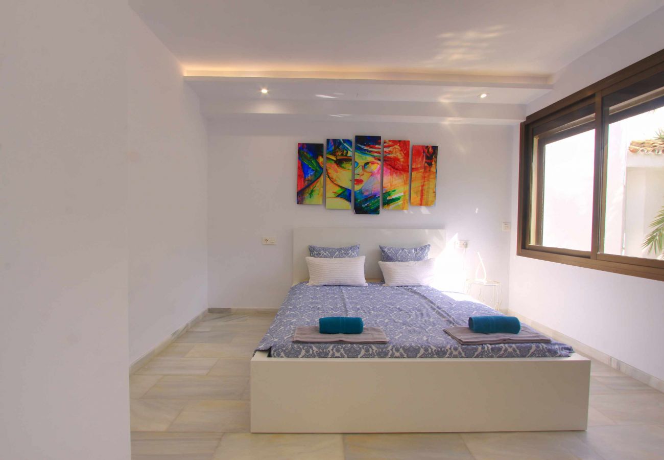 Apartment in Marbella - 1108 Luxurious Golden Beach Apartments with Stunning Views