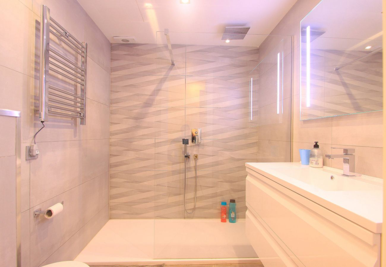 Apartment in Marbella - 1108 Luxurious Golden Beach Apartments with Stunning Views
