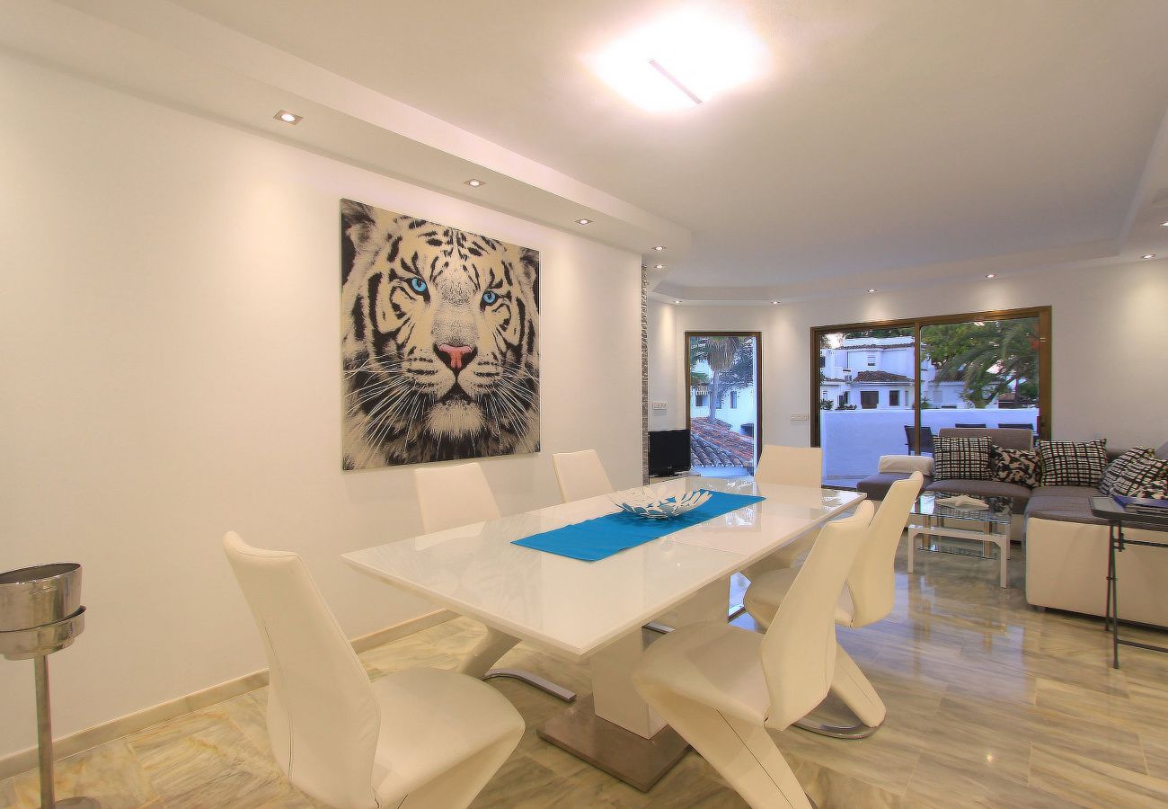 Apartment in Marbella - 1108 Luxurious Golden Beach Apartments with Stunning Views