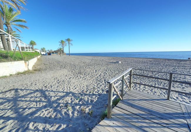 Apartment in Marbella - 2039 Cozy Beachfront Apartment on Golden Beach Apartment in Marbella - 2039 Cozy Beachfront Apartment on Golden Beach