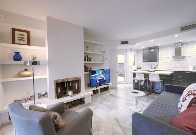 Apartment in Marbella - 2039 Cozy Beachfront Apartment on Golden Beach Apartment in Marbella - 2039 Cozy Beachfront Apartment on Golden Beach