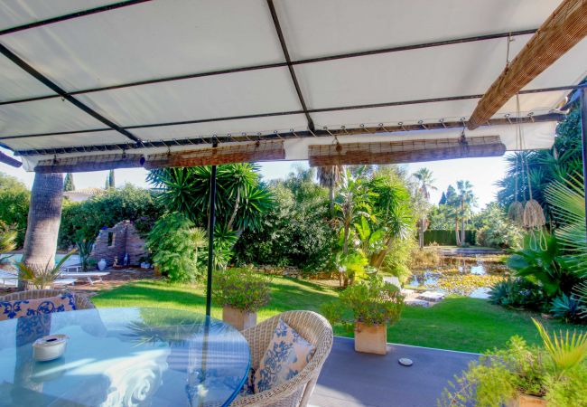 Villa in Marbella - 2042 Elegant Villa with Garden, heated Pool and Spacious Layout Villa in Marbella - 2042 Elegant Villa with Garden, heated Pool and Spacious Layout