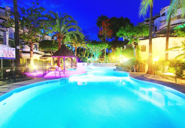 Apartment in Marbella - 1080 Luxury Family Penthouse with Rooftop Jacuzzi Apartment in Marbella - 1080 Luxury Family Penthouse with Rooftop Jacuzzi