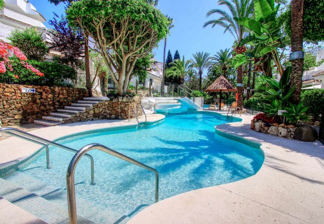 Apartment in Marbella - 1080 Luxury Family Penthouse with Rooftop Jacuzzi Apartment in Marbella - 1080 Luxury Family Penthouse with Rooftop Jacuzzi