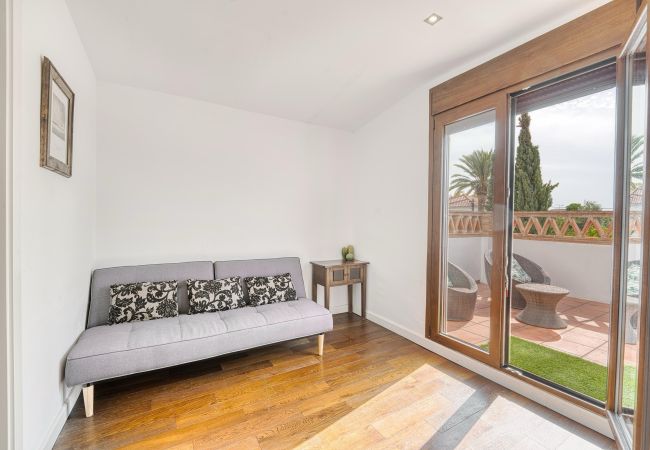 Villa in Marbella - 1102 Elegant Villa with Heated Pool and Prime Location Villa in Marbella - 1102 Elegant Villa with Heated Pool and Prime Location