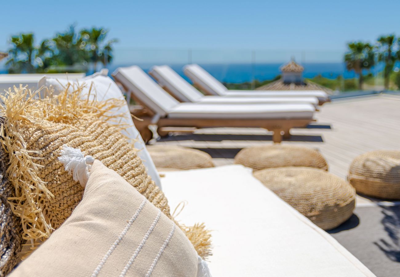 Villa in Mijas Costa - 18 PAX UNIQUE  LUXURIOUS VILLA WITH HEATED POOL, CINEMA/ MEETING ROOM & GYM NEAR THE BEACH
