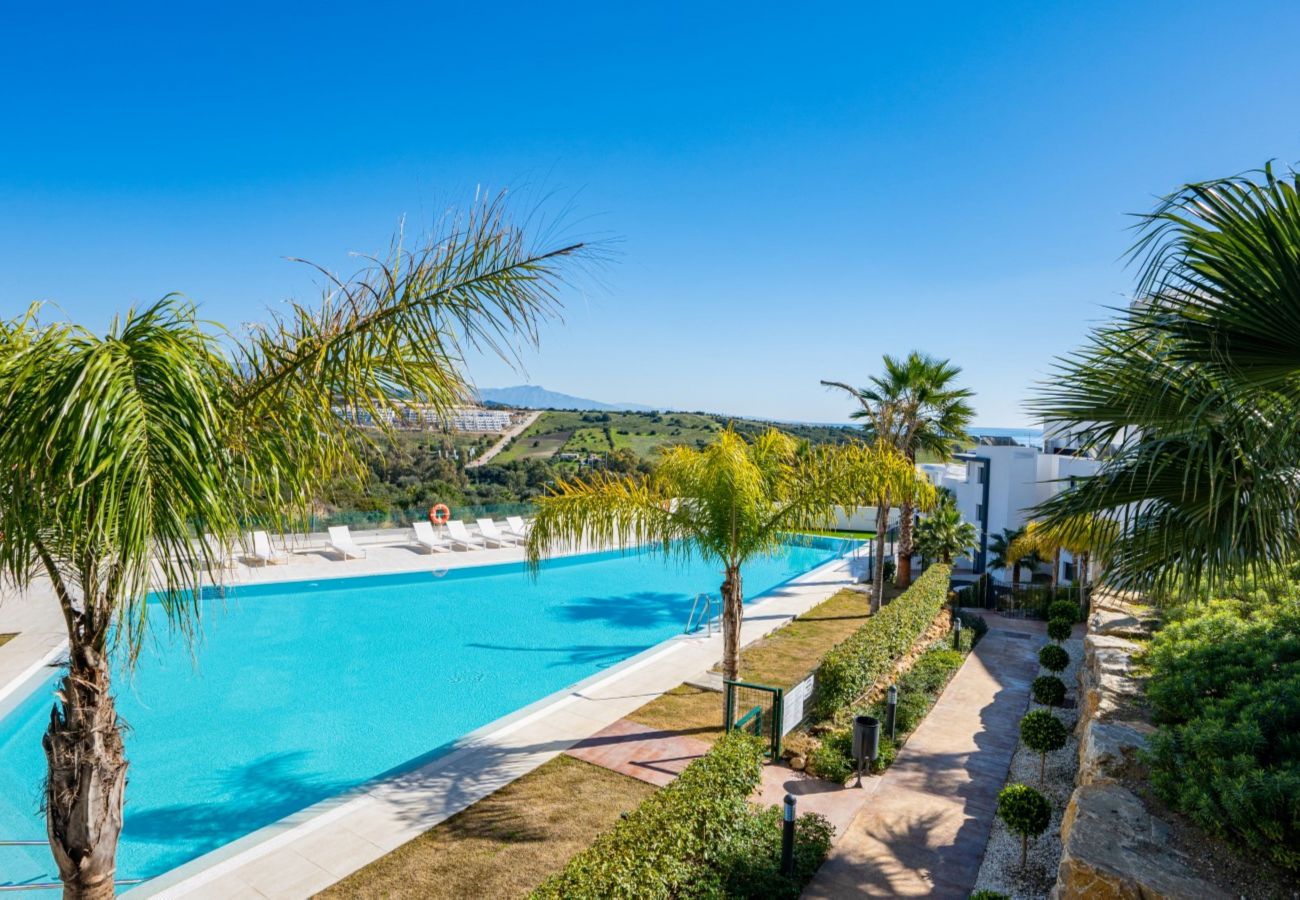Apartment in Estepona - MDG-623