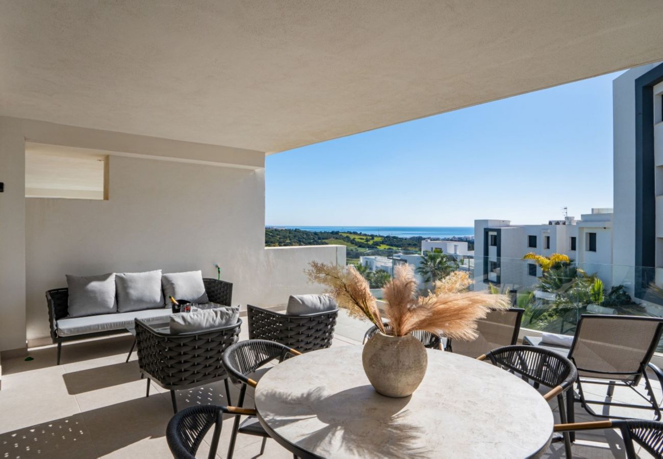 Apartment in Estepona - MDG-623