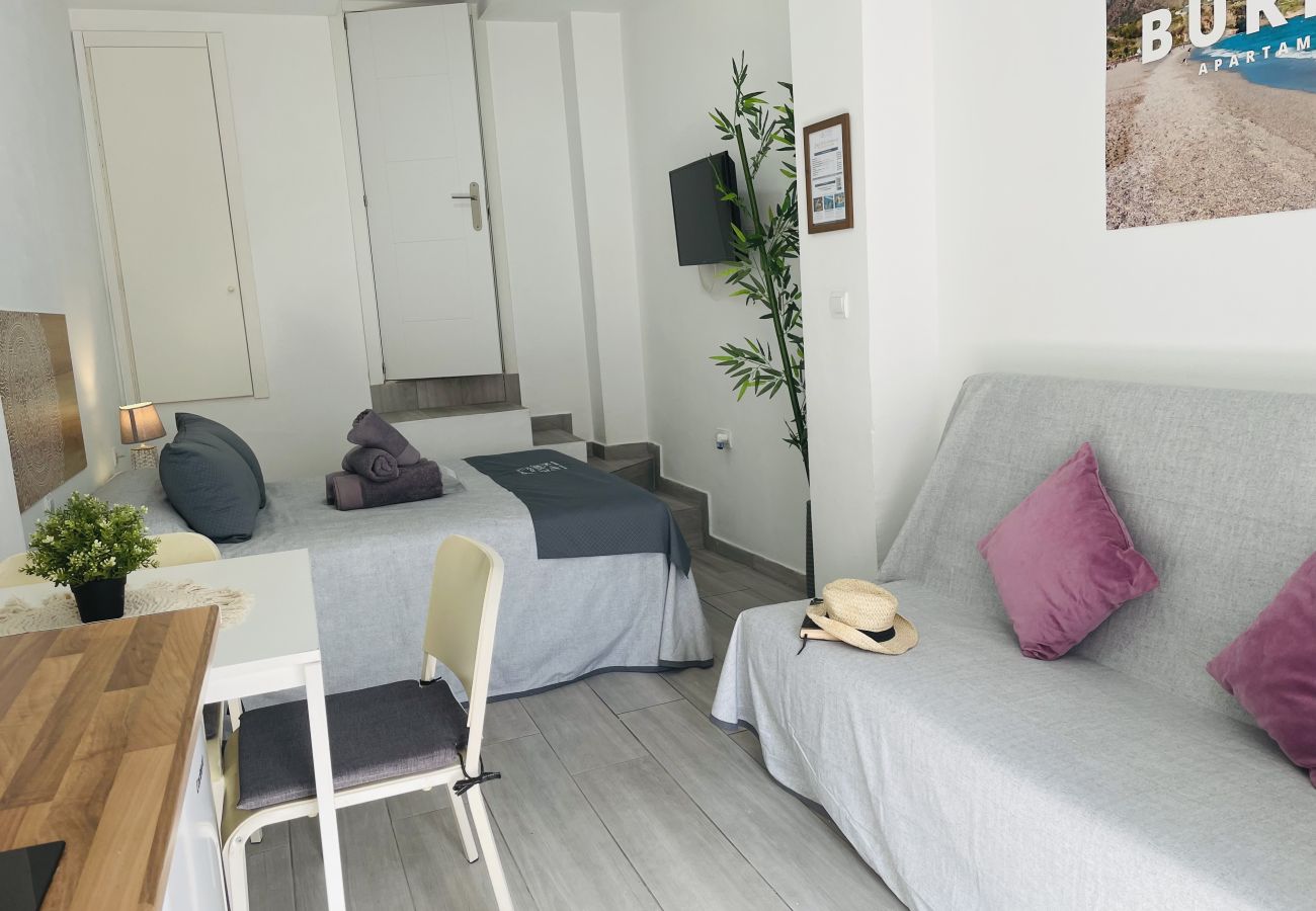 Studio in Nerja - Jimena Burriana studio in the center of Nerja 