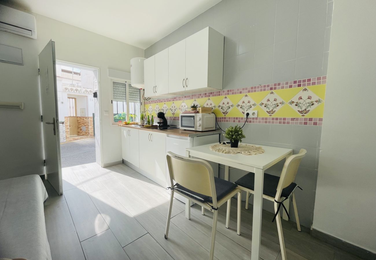 Studio in Nerja - Jimena Burriana studio in the center of Nerja 