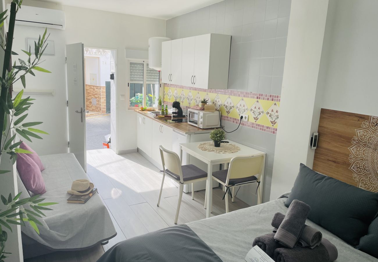 Studio in Nerja - Jimena Burriana studio in the center of Nerja 