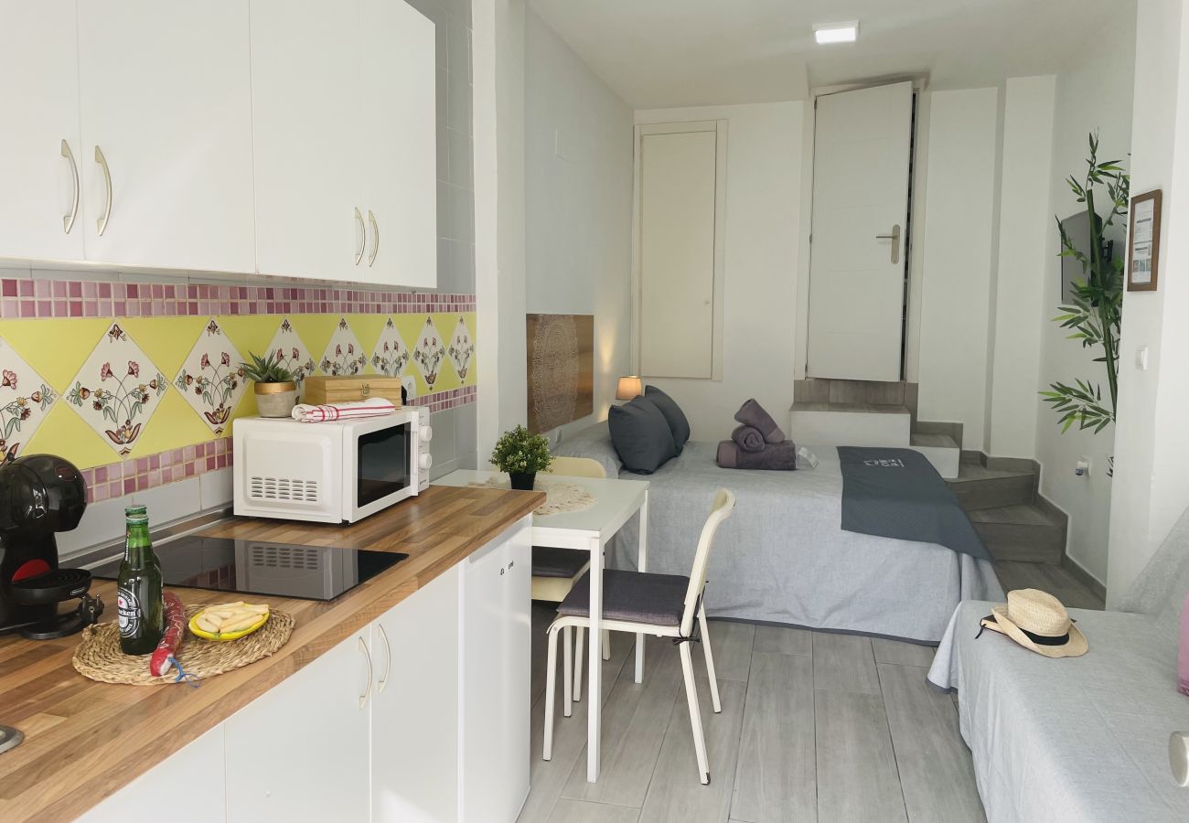Studio in Nerja - Jimena Burriana studio in the center of Nerja 
