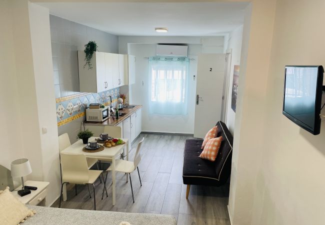 Studio in Nerja - Jimena Carabeo studio in the center of Nerja  Studio in Nerja - Jimena Carabeo studio in the center of Nerja