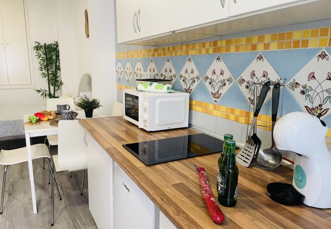 Studio in Nerja - Jimena Carabeo studio in the center of Nerja  Studio in Nerja - Jimena Carabeo studio in the center of Nerja