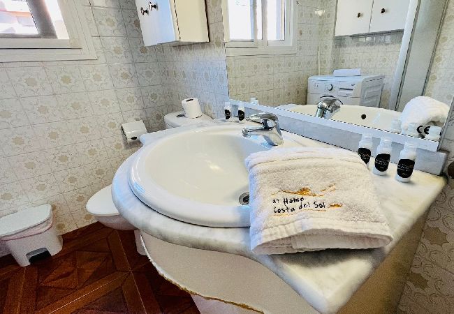 Apartment in Torrox Costa - Apartment Avda Faro, Torrox Apartment in Torrox Costa - Apartment Avda Faro, Torrox