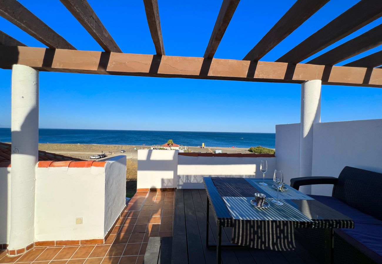 Apartment in San Luis de Sabanillas - 3003 beachfront 1. line Penthouse duplex
