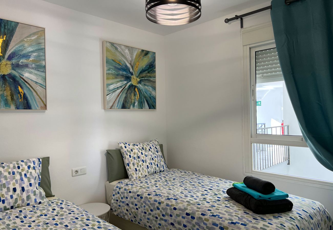 Apartment in San Luis de Sabanillas - 3003 beachfront 1. line Penthouse duplex