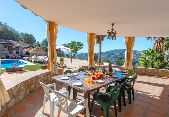 Villa in Torrox - Villa La Coscoja in Torrox: A Luxury Retreat with Extraordinary Views Villa in Torrox - Villa La Coscoja in Torrox: A Luxury Retreat with Extraordinary Views