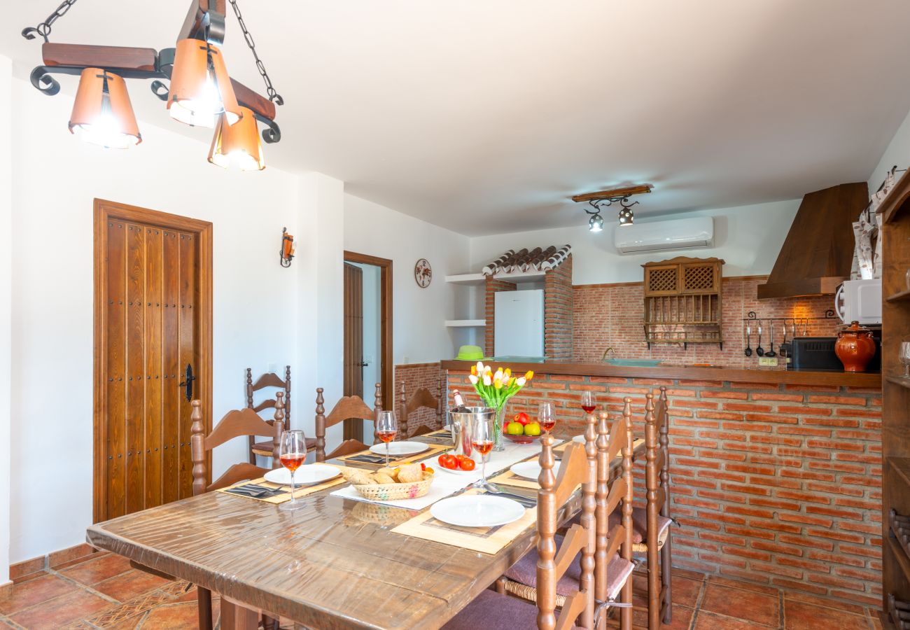 Villa in Torrox - Villa La Coscoja in Torrox: A Luxury Retreat with Extraordinary Views