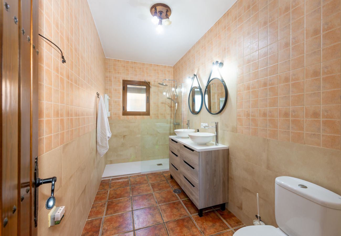 Villa in Torrox - Villa La Coscoja in Torrox: A Luxury Retreat with Extraordinary Views