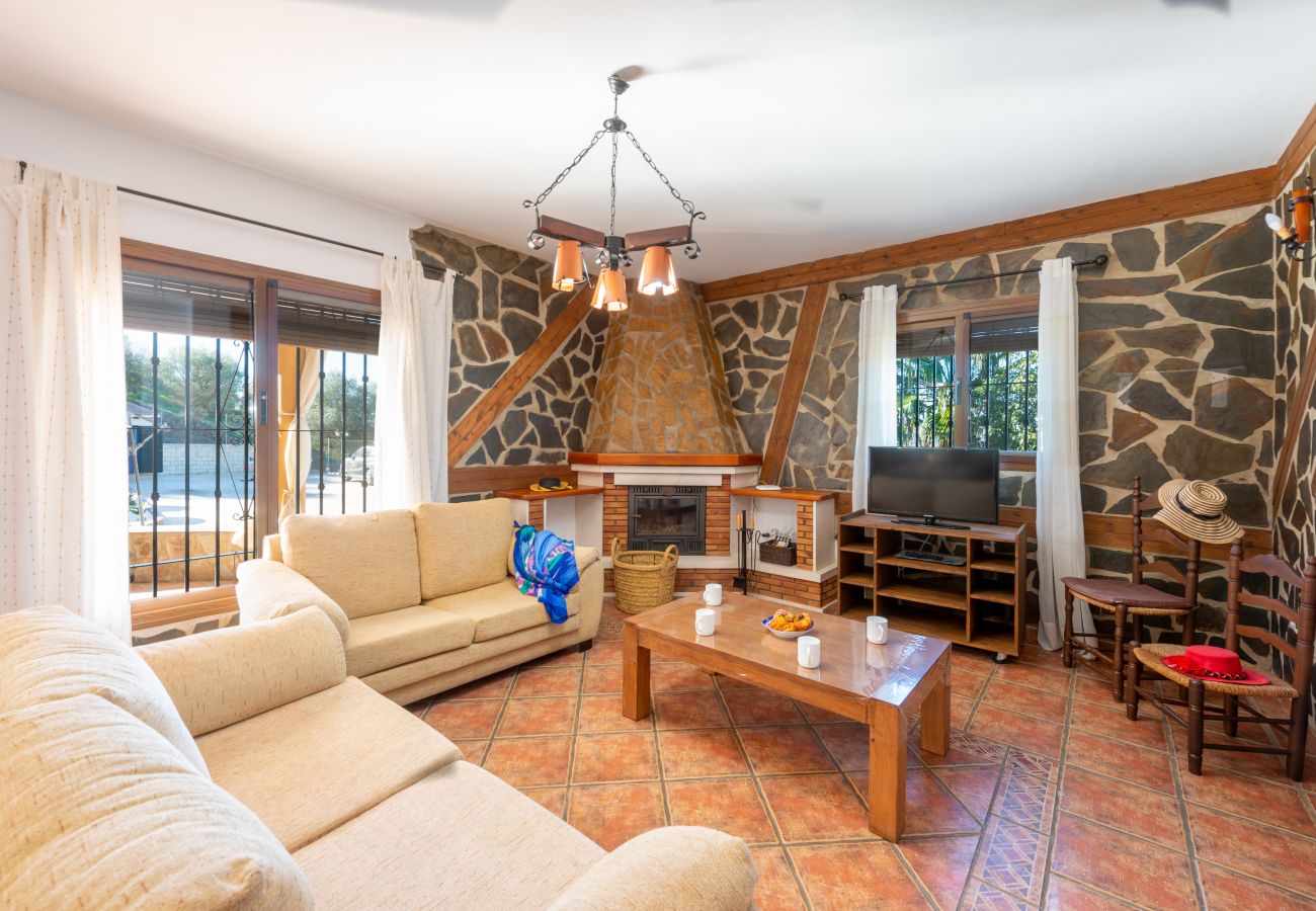 Villa in Torrox - Villa La Coscoja in Torrox: A Luxury Retreat with Extraordinary Views