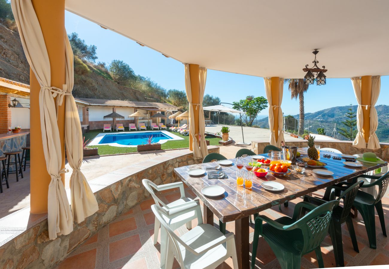 Villa in Torrox - Villa La Coscoja in Torrox: A Luxury Retreat with Extraordinary Views
