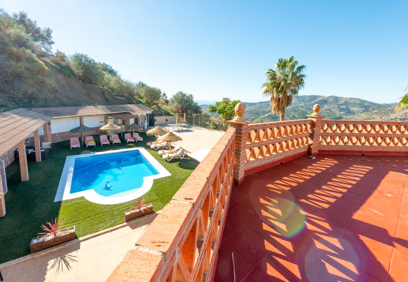 Villa in Torrox - Villa La Coscoja in Torrox: A Luxury Retreat with Extraordinary Views