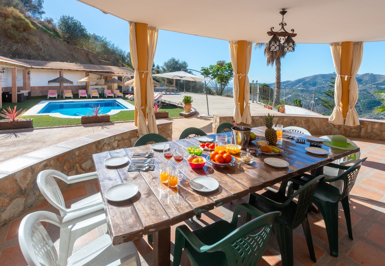 Villa in Torrox - Villa La Coscoja in Torrox: A Luxury Retreat with Extraordinary Views
